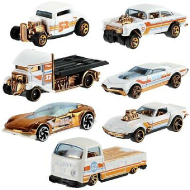 Hot Wheels Pearl & Chrome Die Cast Cars  Assortment