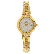 TITAN Quartz  Karishma - Ladies